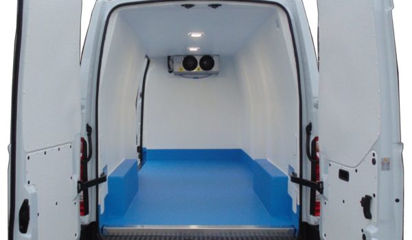 nissan nv400 fridge van front - e