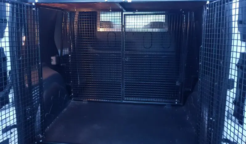 Renault Trafic Panel Van with Dog Cage full