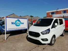 Ford Transit Custom Crew Van with Dog Cages
