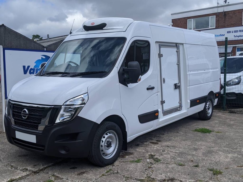 nissan Interstar freezer van