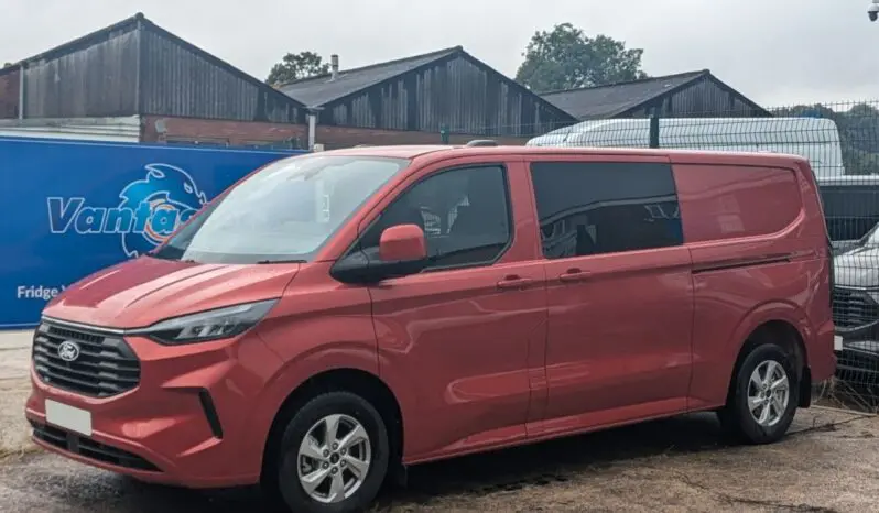 Ford Transit Custom 320 L2H1 2.0L EcoBlue 170ps Limited Automatic Crew Van With Tailgate full