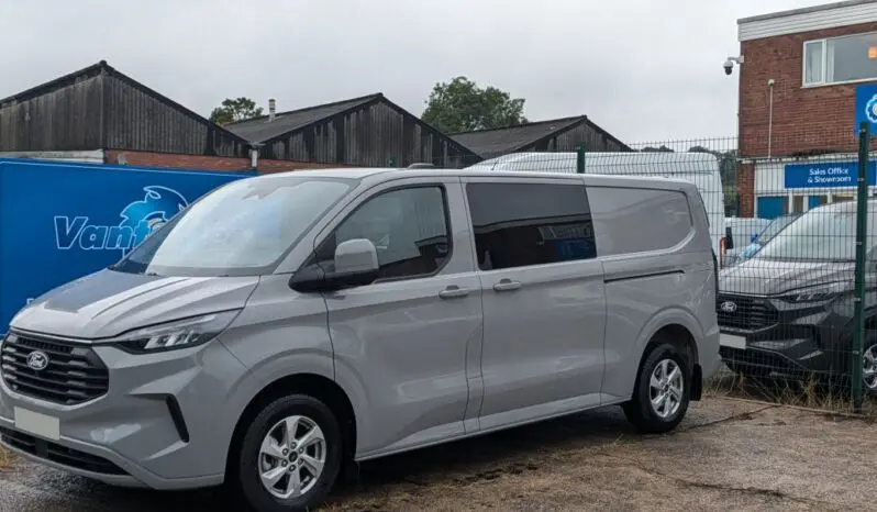 Ford Transit Custom 320 L2H1 2.0L EcoBlue 170ps Limited Automatic Crew Van With Tailgate full