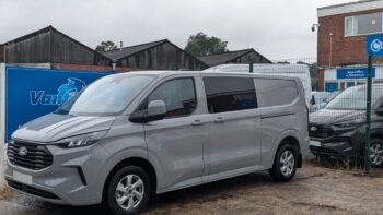 Ford Transit Custom 320 L2H1 2.0L EcoBlue 170ps Limited Automatic Crew Van