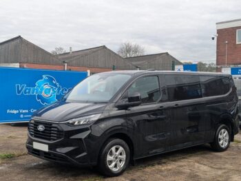Ford Transit Custom 320 L2H1 2.0L EcoBlue 170ps Limited Automatic Crew Van
