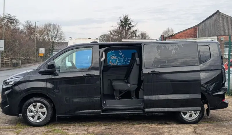 Ford Transit Custom 320 L2H1 2.0L EcoBlue 170ps Limited Automatic Crew Van full