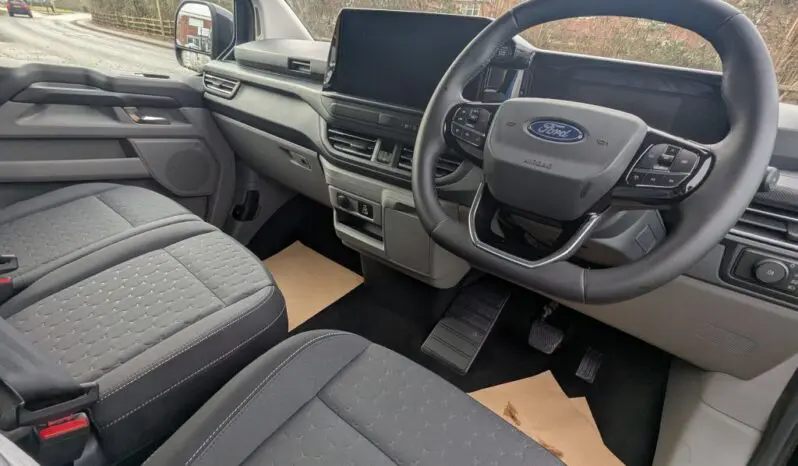 Ford Transit Custom 320 L2H1 2.0L EcoBlue 170ps Limited Automatic Crew Van full