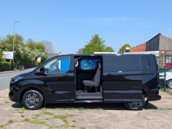 Ford Transit Custom 320 SWB 2.0L EcoBlue 136ps Limited Crew Van