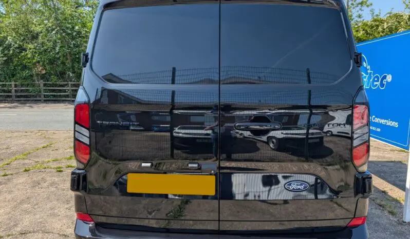 Ford Transit Custom 320 SWB 2.0L EcoBlue 136ps Limited Crew Van full