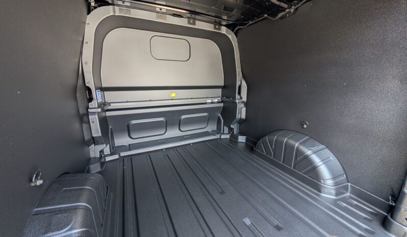 Ford Transit Custom 320 SWB 2.0L EcoBlue 136ps Limited Crew Van full