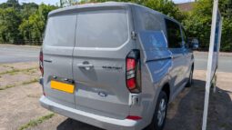 Ford Transit Custom Crew Van full