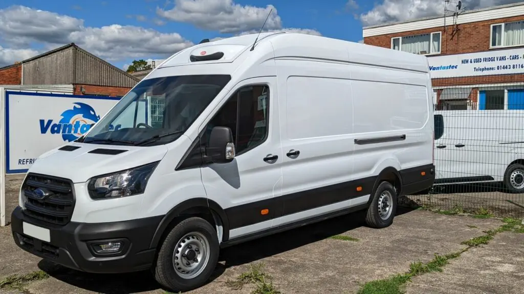 L4 FORD TRANSIT FRIDGE VAN