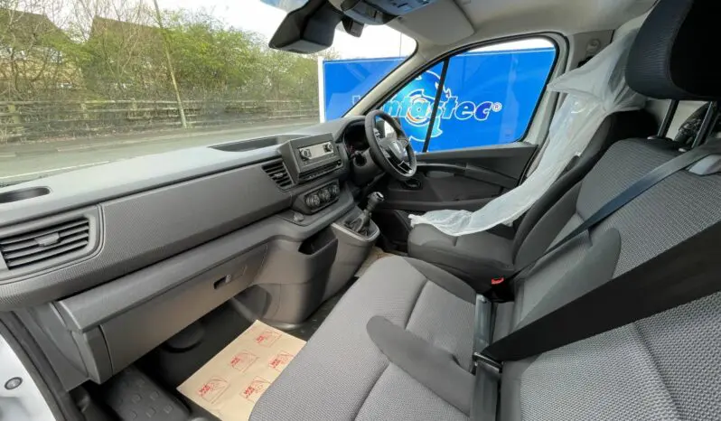 Renault Trafic SL30 Blue dCi 130PS Start Fridge Van full