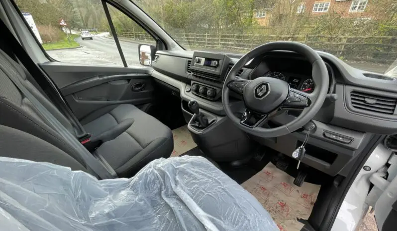 Renault Trafic SL30 Blue dCi 130PS Start Fridge Van full