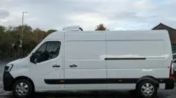 Renault Master FWD BLUE dCi 135 Advance Chilled Van with Standby 2023 [74]