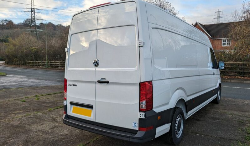 VW Crafter CR35 Startline LWB 140PS 2.0 Fridge Van With Standby full