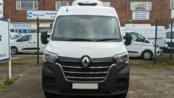 Renault Master MM35 Blue dCi 135PS Advance Freezer Van With Standby full