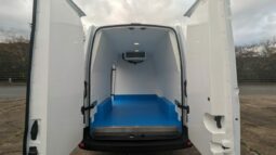 Renault Master MM35 Blue dCi 135PS Advance Freezer Van With Standby full