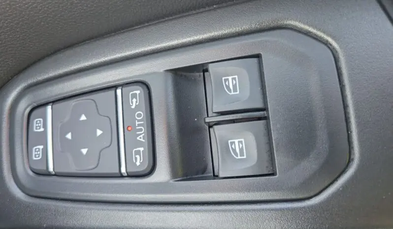 Nissan Primastar 28 L1H1 110 M TEKNA Chilled with Standby full