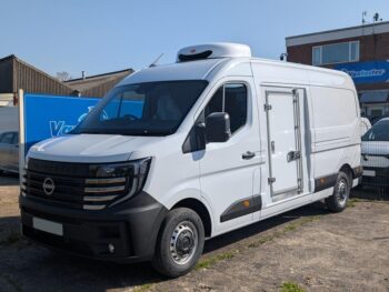 Nissan Interstar F35 L3H2 130PS ACENTA Freezer Van With Standby