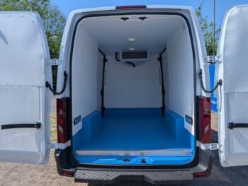 Nissan Interstar 35 2.3DCi L3H2 Acenta 135PS Fridge Van Euro 6.2