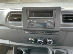 Renault Master MM35 FWD BLUE dCi 135 Advance Fridge Van with Standby full