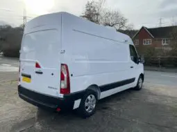 Renault Master MM35 FWD BLUE dCi 135 Advance Fridge Van with Standby