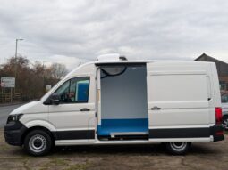 VW Crafter CR35 Commerce MWB 140PS 2.0 TDI 6sp FWD Fridge Van With Standby full