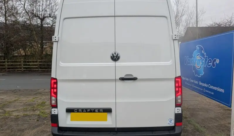 VW Crafter CR35 Commerce MWB 140PS 2.0 TDI 6sp FWD Fridge Van With Standby full