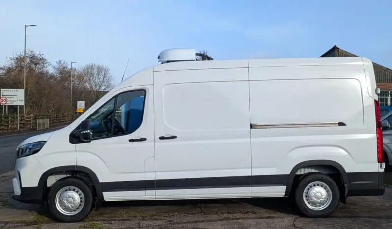 Maxus Deliver 9 Base FWD L3H2 150PS Fridge Van With Standby full