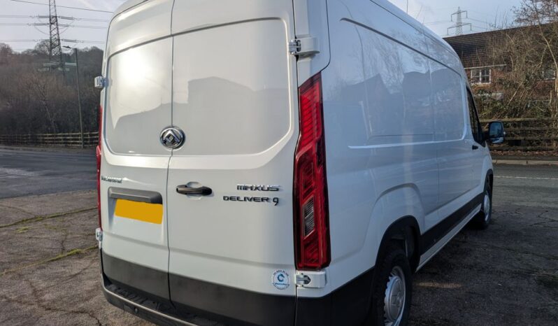 Maxus Deliver 9 Base FWD L3H2 150PS Fridge Van With Standby full