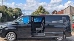 Ford Transit Custom 320 L2H1 2.0L EcoBlue 170ps Limited Automatic Crew Van With Tailgate full
