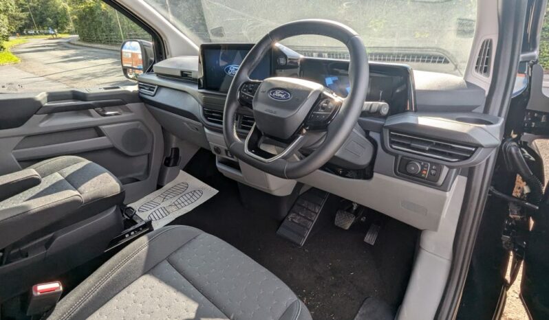 Ford Transit Custom 320 L2H1 2.0L EcoBlue 170ps Limited Automatic Crew Van With Tailgate full