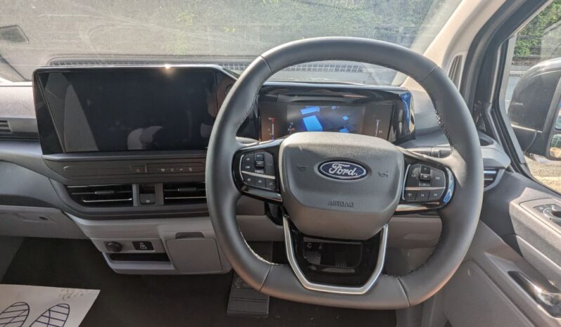 Ford Transit Custom 320 L2H1 2.0L EcoBlue 170ps Limited Automatic Crew Van With Tailgate full