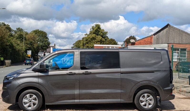 LWB Ford Transit Custom Manual Crew Van full