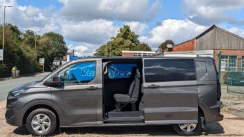LWB Ford Transit Custom Manual Crew Van