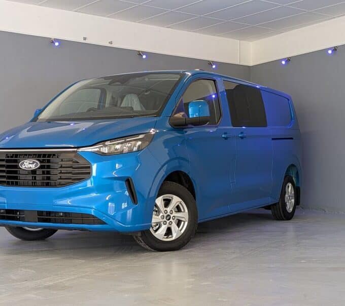 Digital Aqua Blue Ford Transit Custom Crew Van With Tailgate