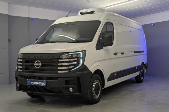White Nissan Interstar fridge van