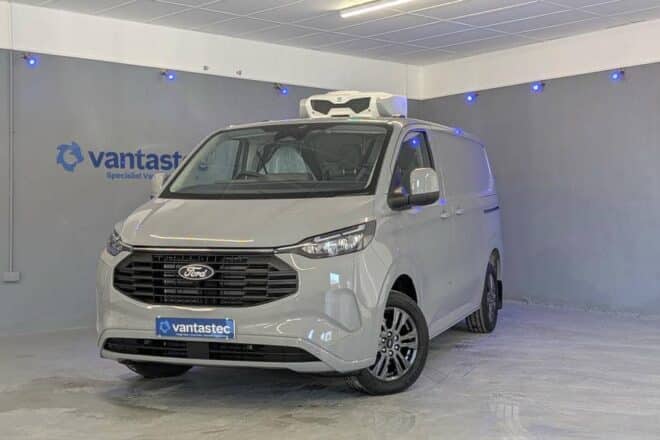 Grey Ford Transit Custom PHEV Fridge Van