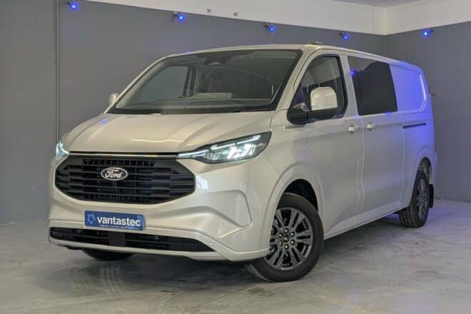 Ford Transit Custom PHEV Crew Van For Sale