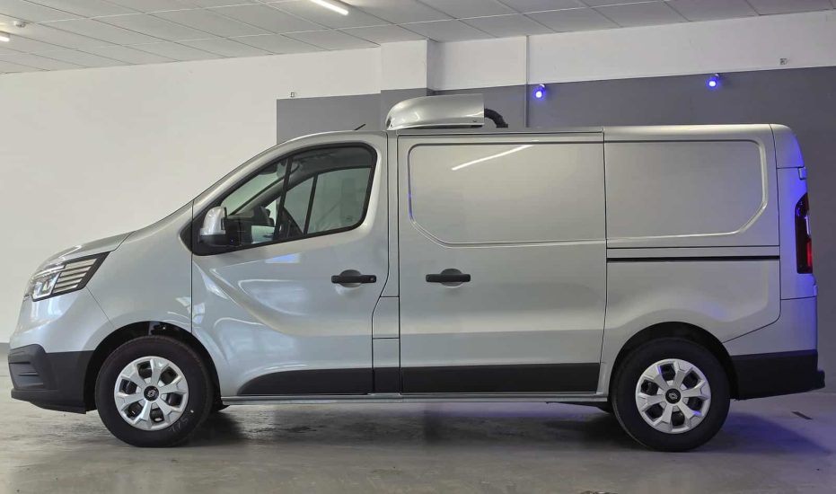 renault trafic fridge van