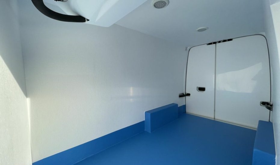 mwb vw crafter freezer van