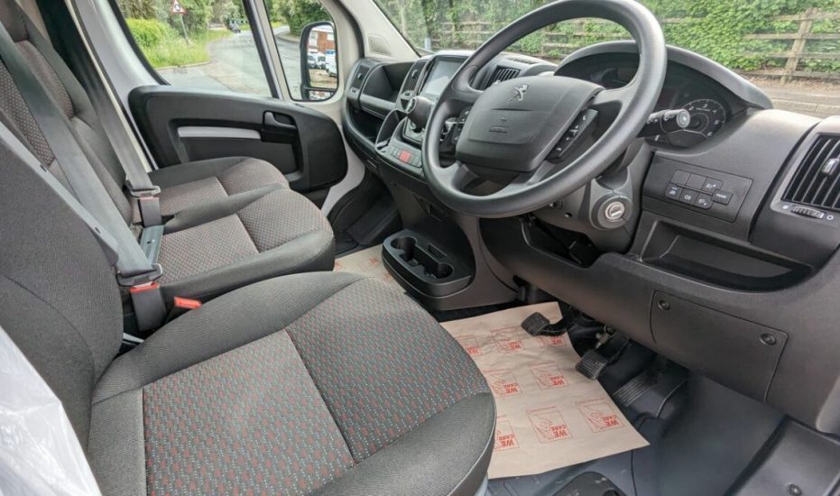 peugeot boxer fridge van