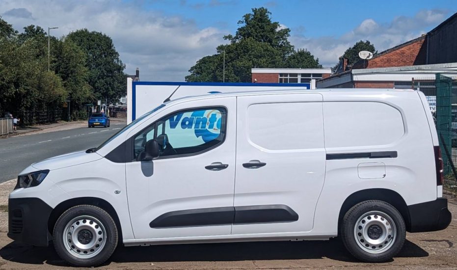 L2 Peugeot Partner Fridge Van