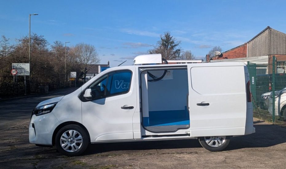 Nissan Primastar Fridge Van
