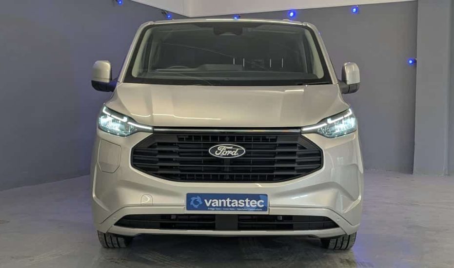 Ford Transit Custom PHEV Crew Van For Sale