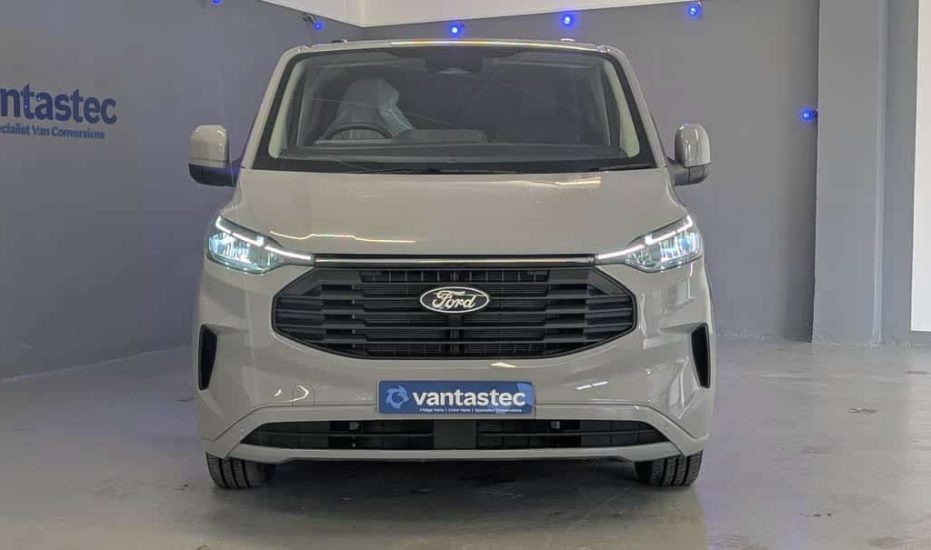Ford Transit Custom PHEV Crew Van
